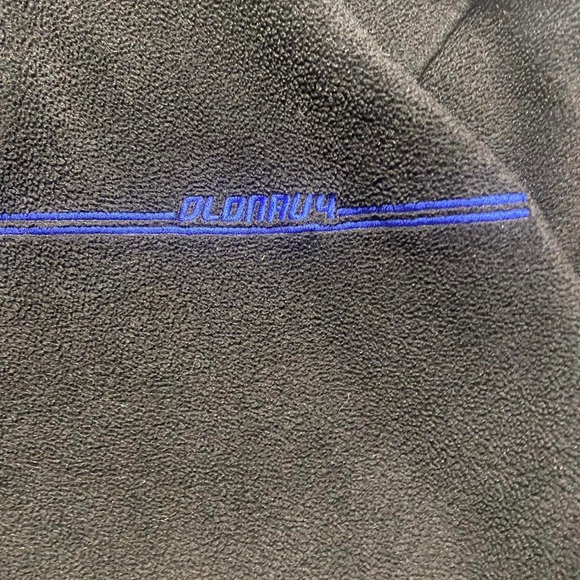 Old Navy Men's Black Sweatshirt - Picture 2 of 3